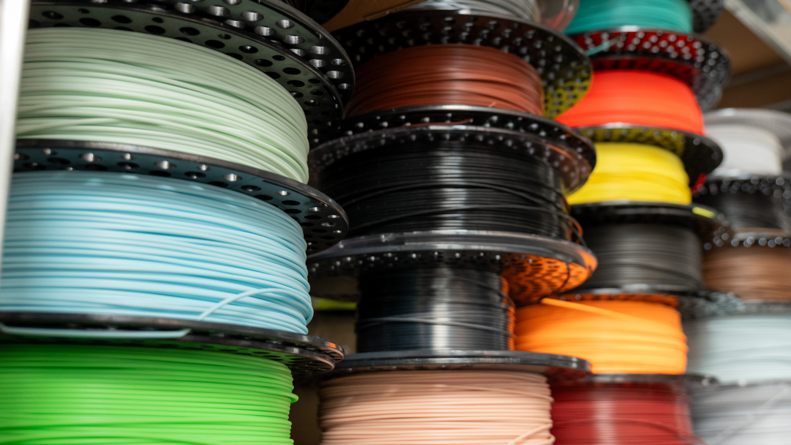 PLA FILAMENTS LIFESTYLE 2 scaled