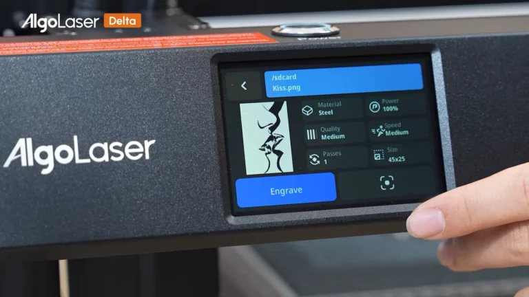 Delta 22W: první chytrá laserová gravírka na světě 1 Dotykové ovládání AlgoLaser Delta 22W