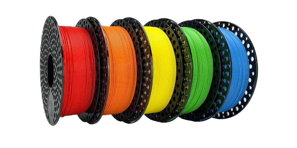 Stvaramo promjene: naša predanost održivoj industriji 3D ispisa 4 Red šarenih koluta filamenta