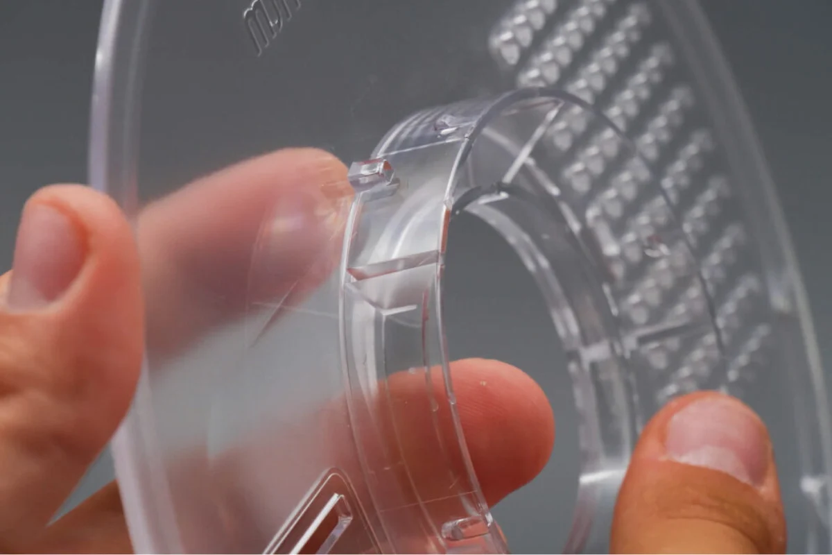 Enter B2B 13 Close-up of a transparent AzureFilm Master Spool