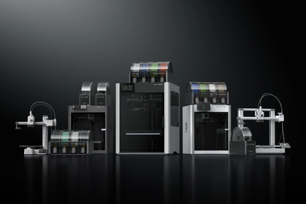 AMS HT 2 Bambu Lab Drucker mit AMS HT-Einheiten